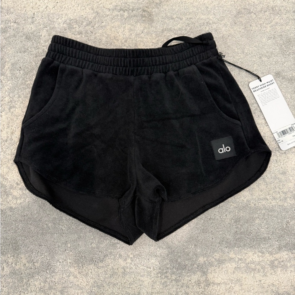 NWT ALO Yoga Women's Black TERRY Athletic Shorts- size XS